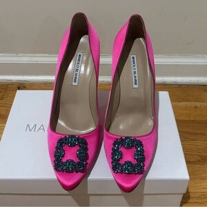NEW Manolo Blahnik Hangisi Fuchsia Heels with Blue Embellishments